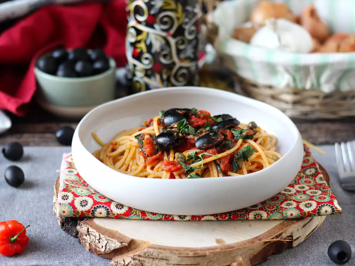 Spagetti alla puttanesca – nopea ja maukas pasta-annos