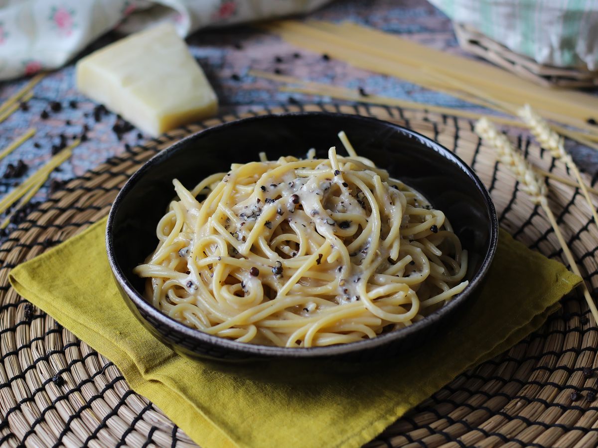 Spagetti cacio e pepe: 3 ainesosaa, makuräjähdys! - kuva 5