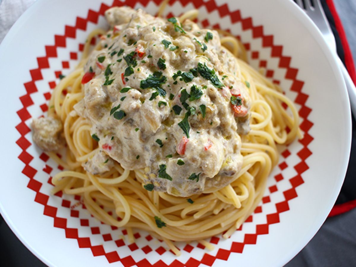 Spagetti munakoisokarbonaralla