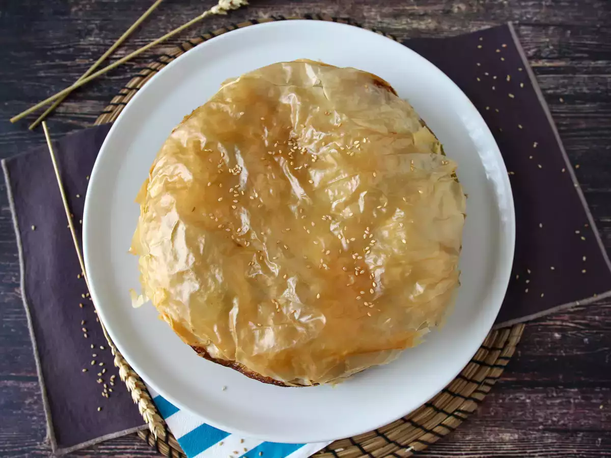 Spanakopita – superhelppo kreikkalainen pinaatti-fetapiirakka - kuva 4