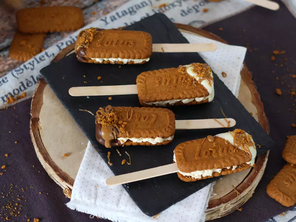 Speculoos-jäätelövoileivät