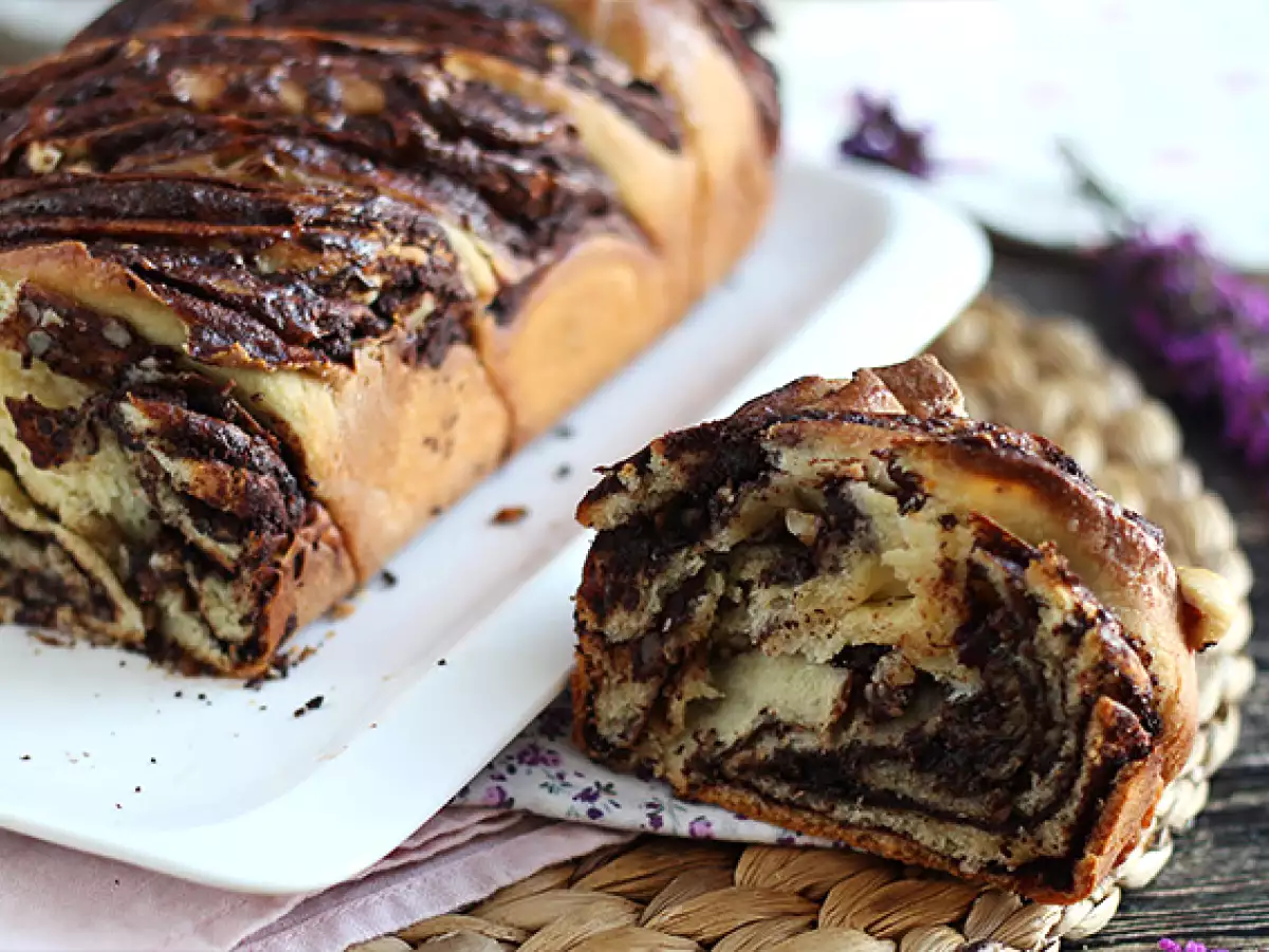 Suklaa-hasselpähkinäbabka - kuva 2