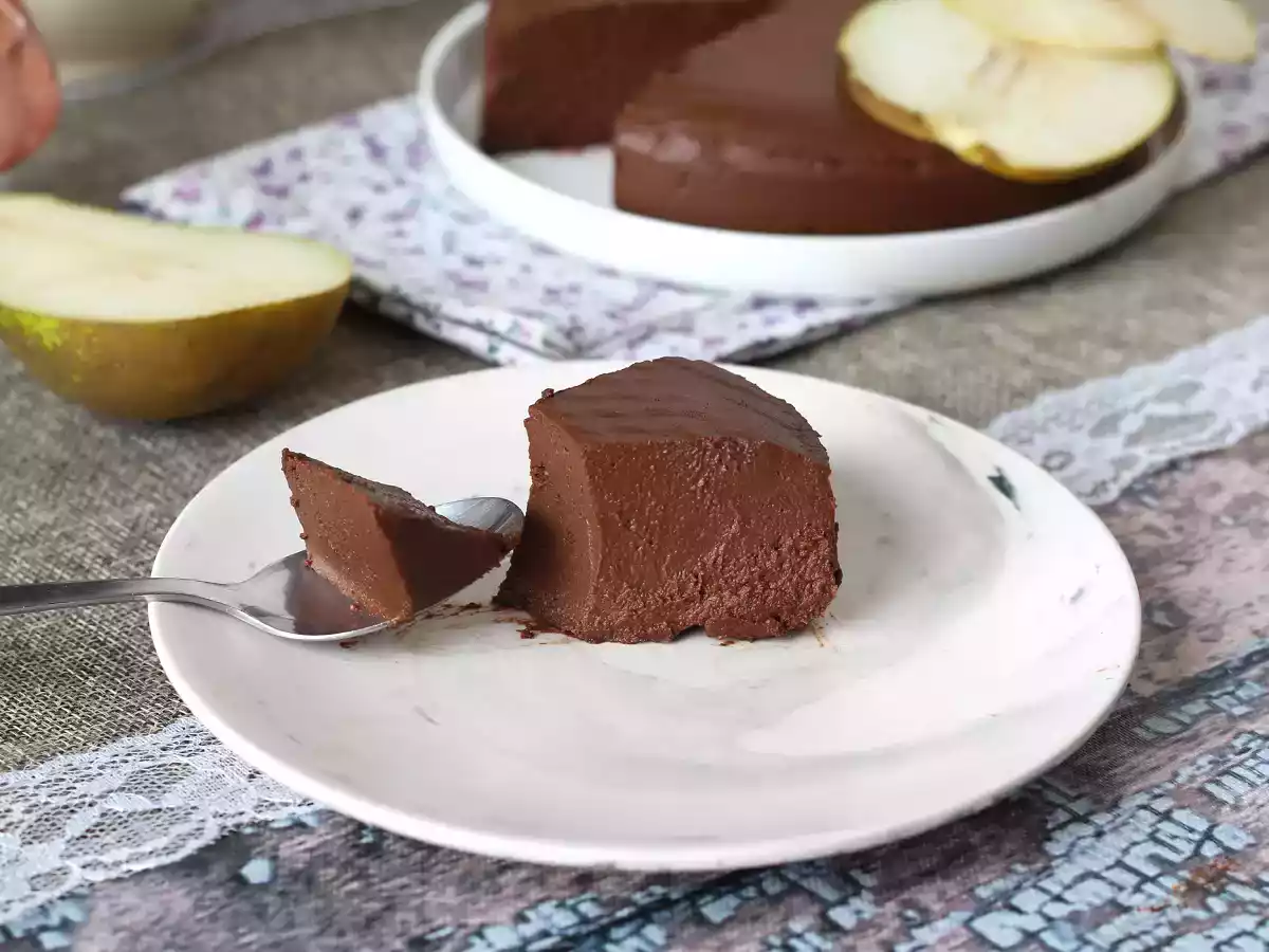 Suklaa-päärynäfudge, superhelppo jälkiruoka, jossa on vain 2 ainesosaa! - kuva 3