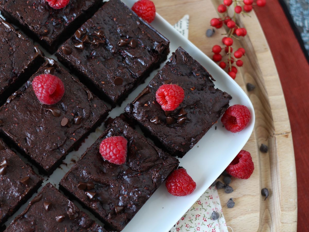 Suklaa-vadelma-brownie, puhdasta herkuttelua! - kuva 6