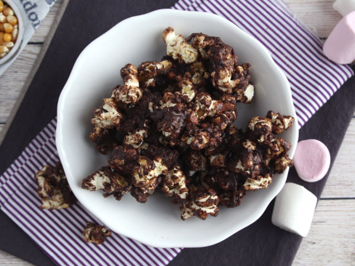 Suklaapopcornit ja vaahtokarkit - kuva 4