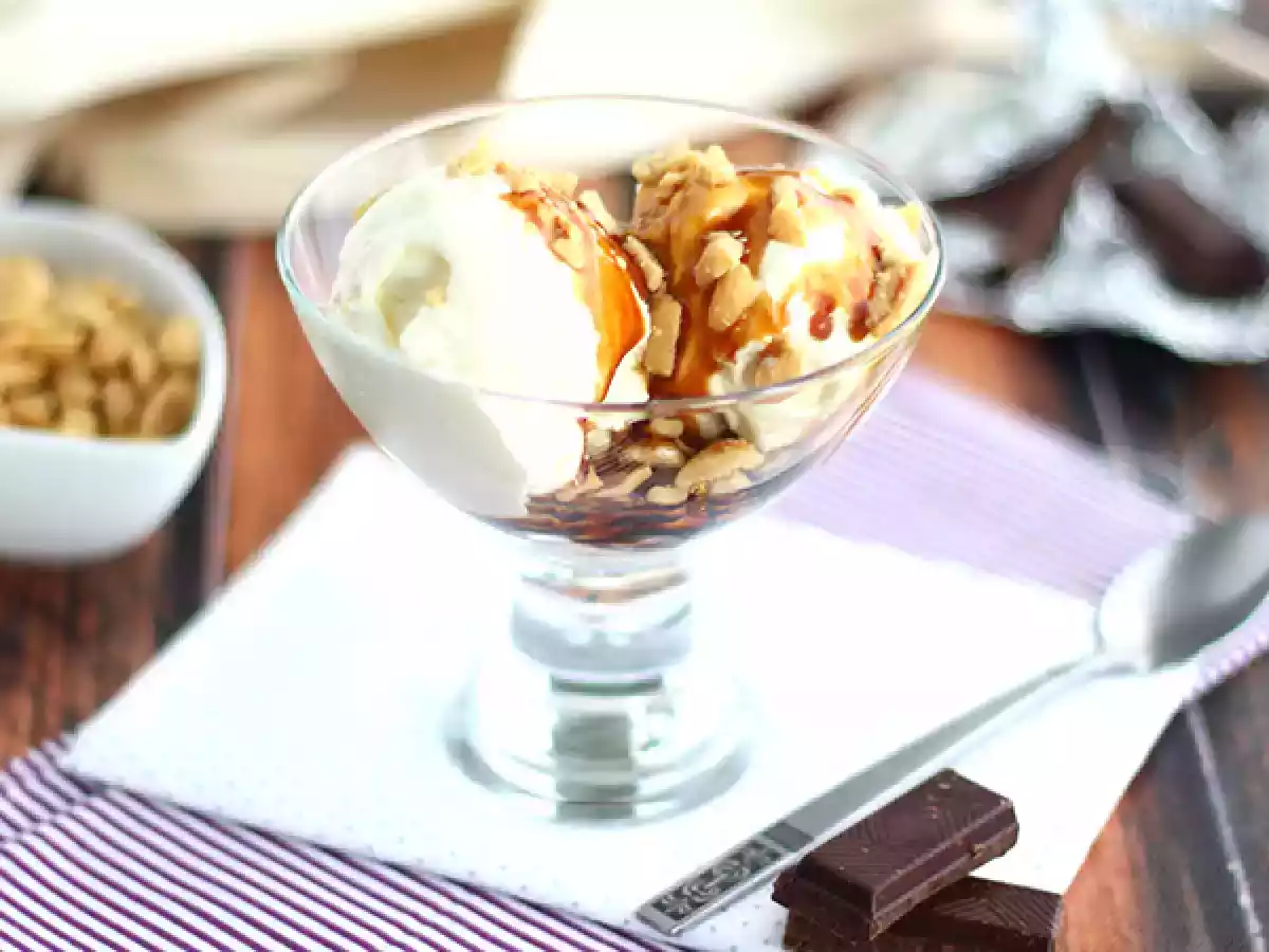 Sundae, makea amerikkalainen jäätelö