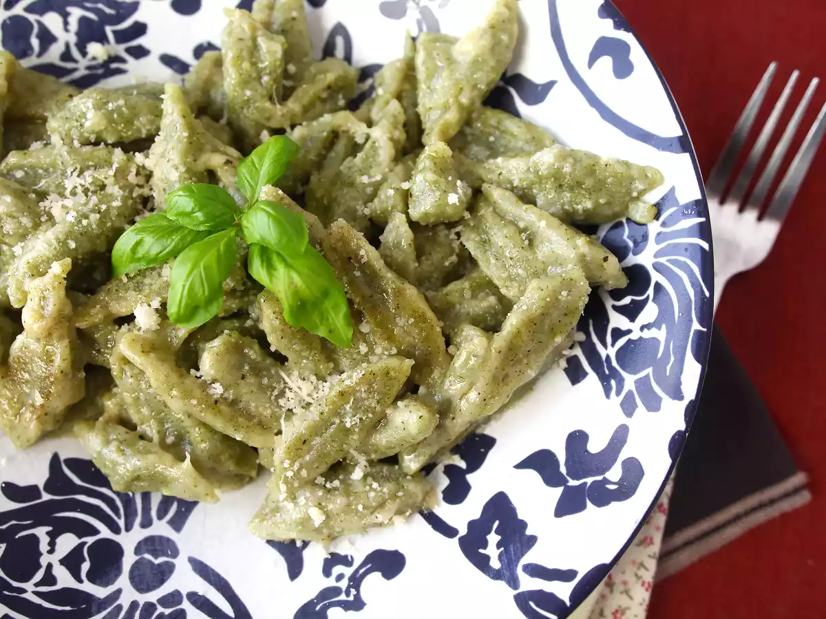 Superhelppo parsakaalipasta, joka saa lapset innostumaan vihanneksista - kuva 2