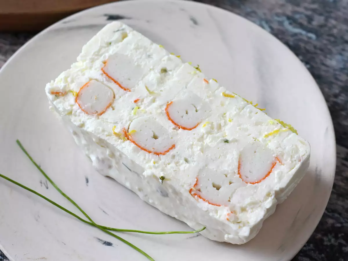 Surimi-terrine ilman kypsennystä – helppo ja kylmä alkupala - kuva 2