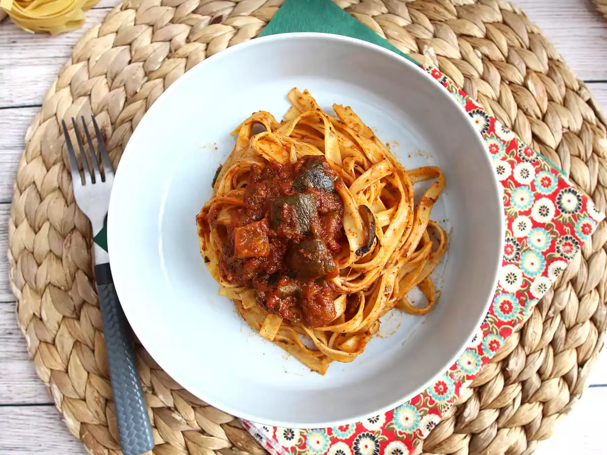 Tagliatelle kesäkurpitsaragutilla: herkullinen kasvisruoka, jota kaikki rakastavat! - kuva 3