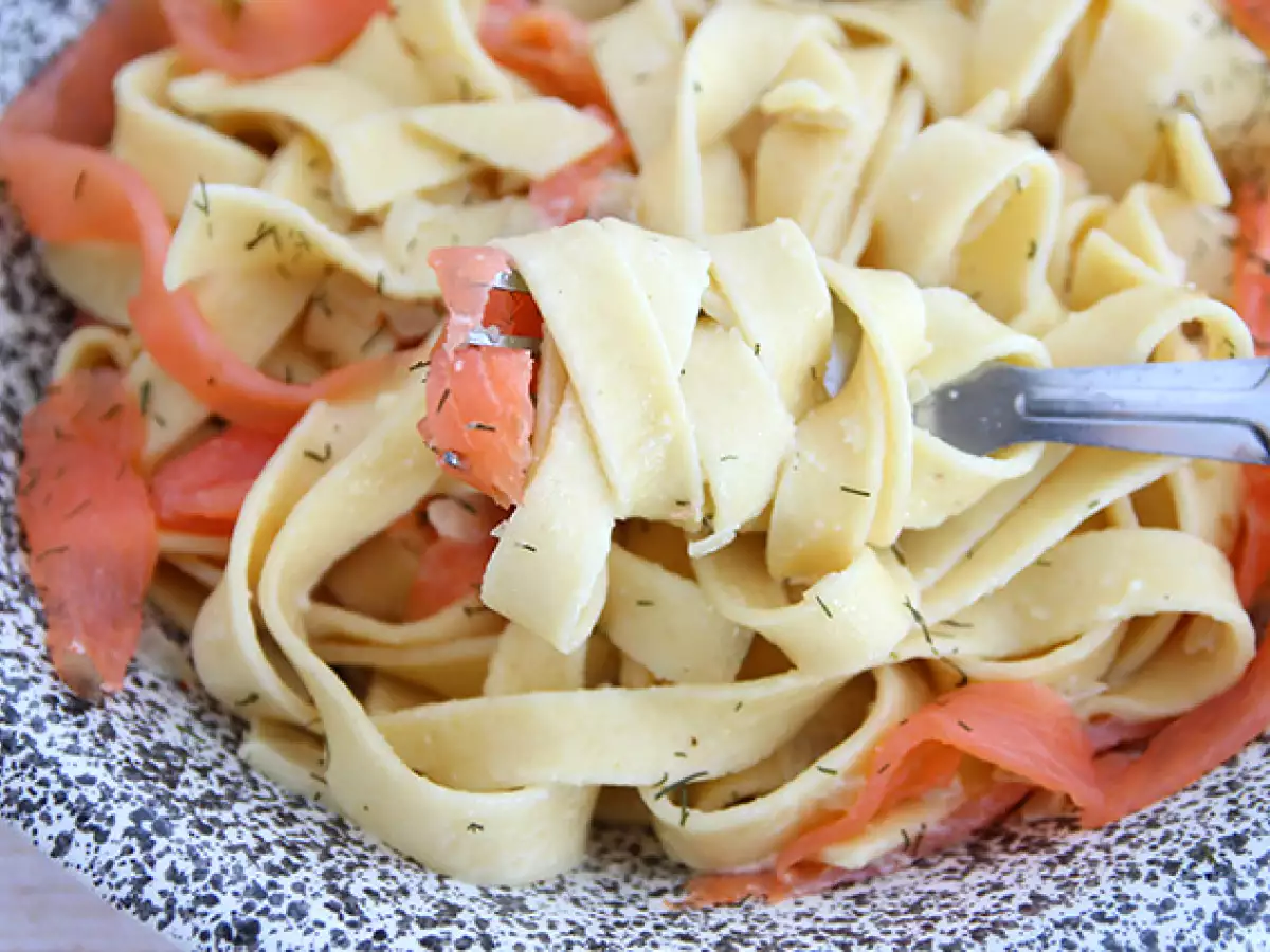 Tagliatelle savulohen ja tillin kanssa - kuva 4