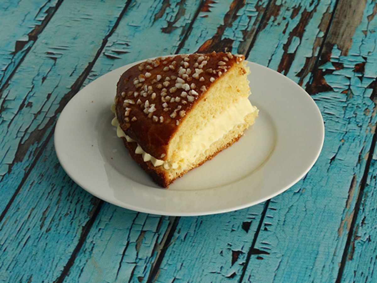 Tarte tropézienne selitetty askel askeleelta - kuva 4