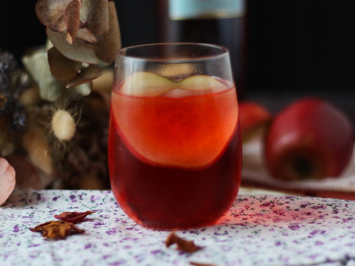 Täydellinen cocktail ystävänpäiväksi, karpalo spritz! - kuva 4