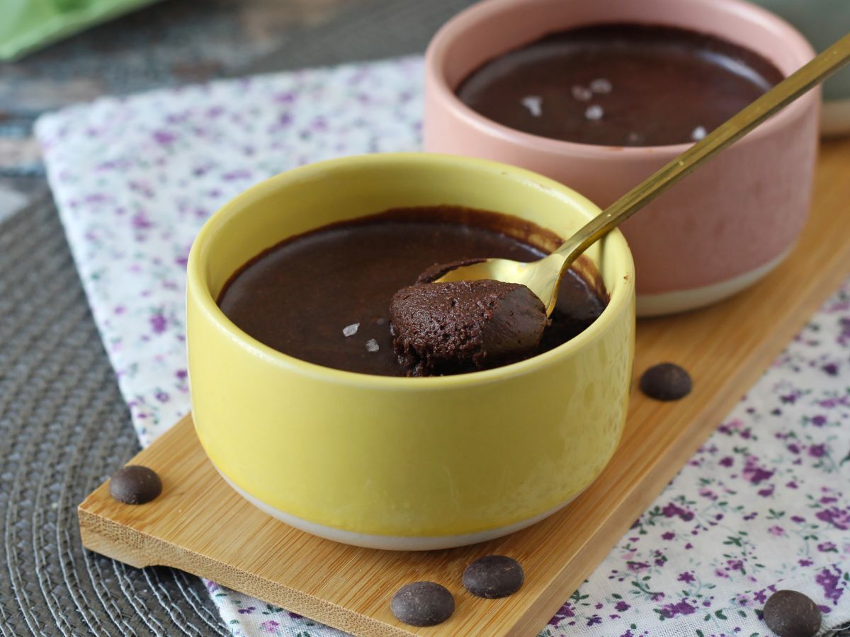 Täydellinen suklaamousse, ultra gourmet, jossa on ripaus suolaa. - kuva 3