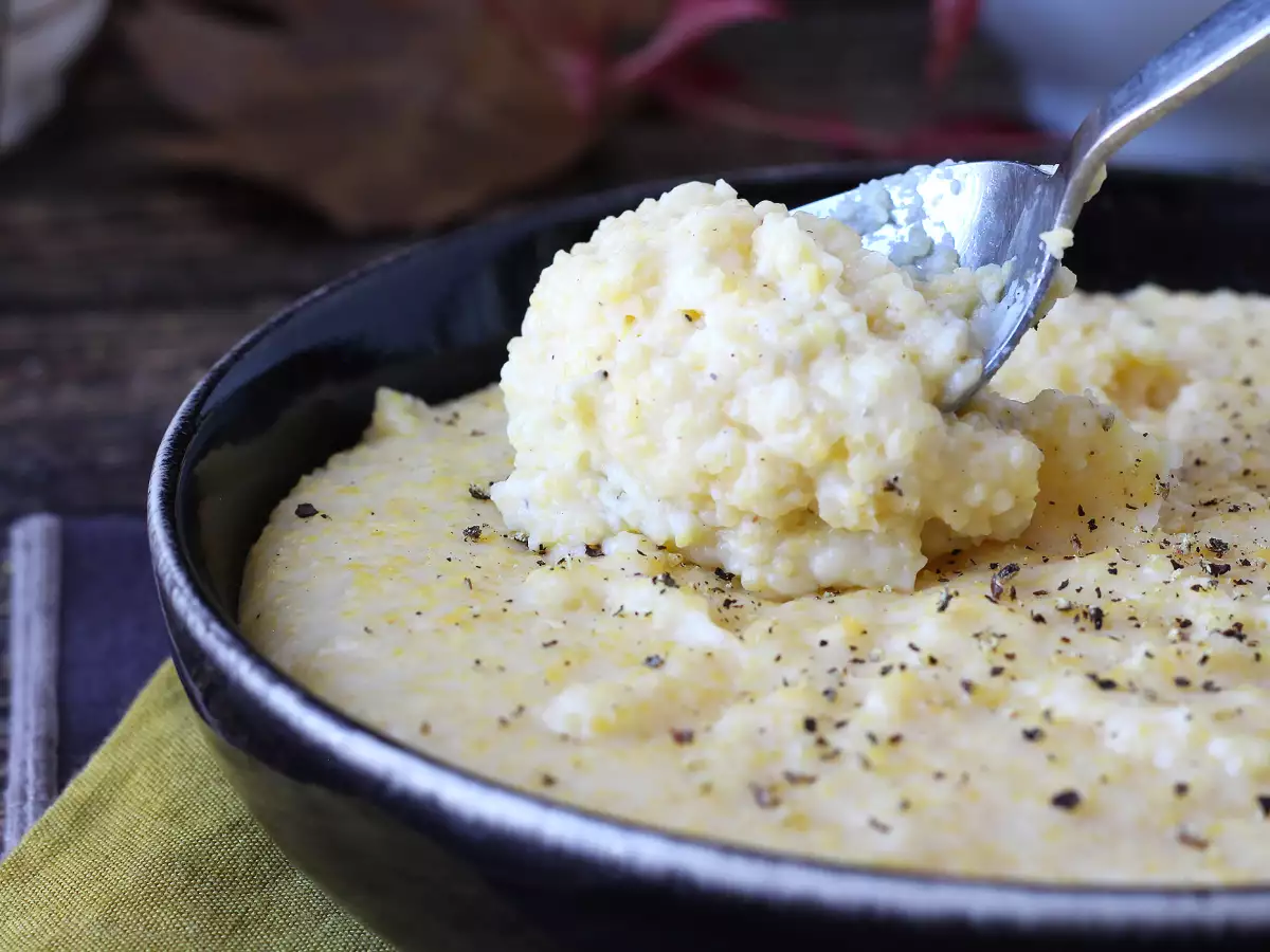 Täydellisen kermainen polenta – helppo resepti pehmeään ja maukkaaseen lisukkeeseen - kuva 3