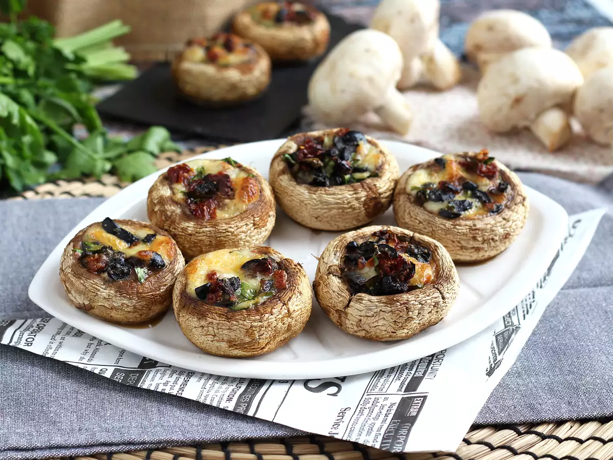 Täytetyt ja paistetut sienet uunissa (loistava idea aperitiiviksi). - kuva 3