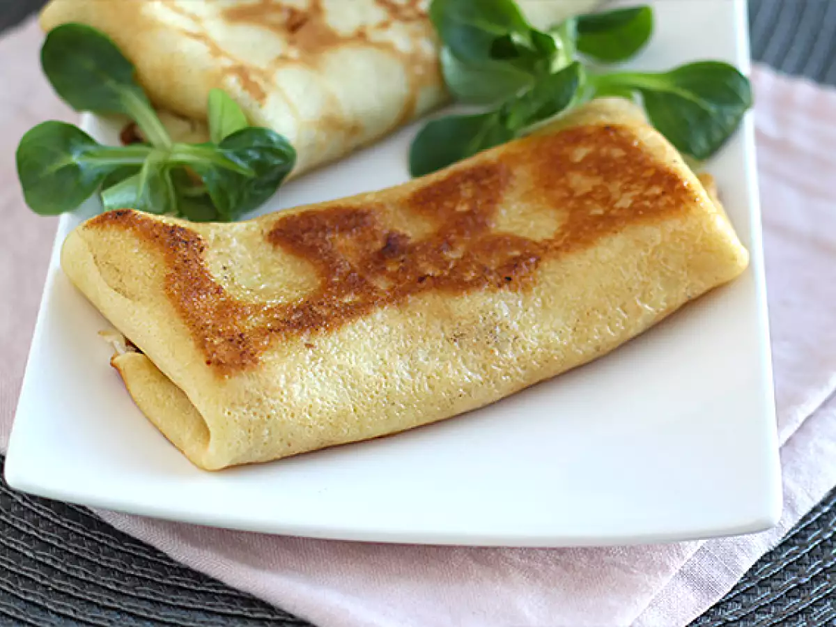 Täytetyt pannukakut béchamel-kastikkeella, juustolla ja kinkulla - kuva 3