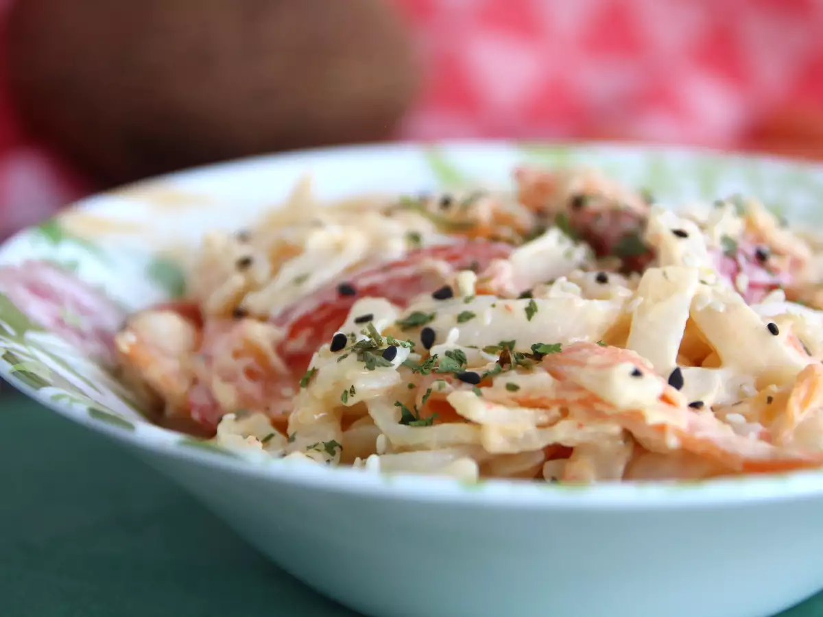 Thai-pasta (riisinuudeleita kookoskermalla, katkaravuilla ja vihanneksilla) - kuva 2