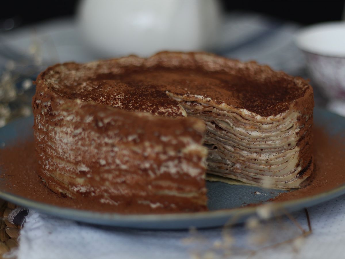Tiramisu-tyylinen pannukakkukakku kahvin ja kaakaon kera - kuva 5