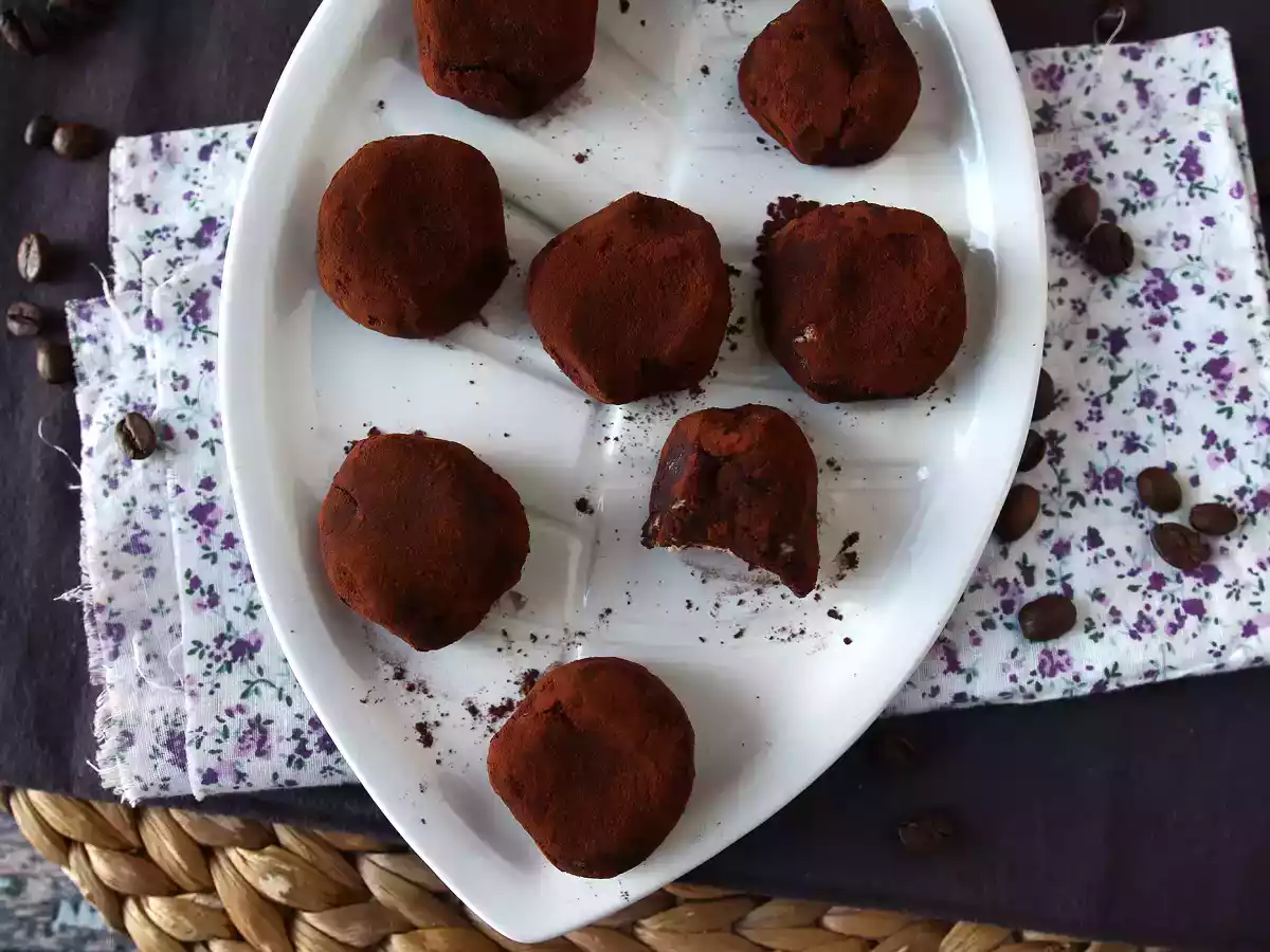 Tiramisu-tyyliset rochers, täydellinen italialainen jälkiruoka miniannoksina kahvin kanssa! - kuva 2