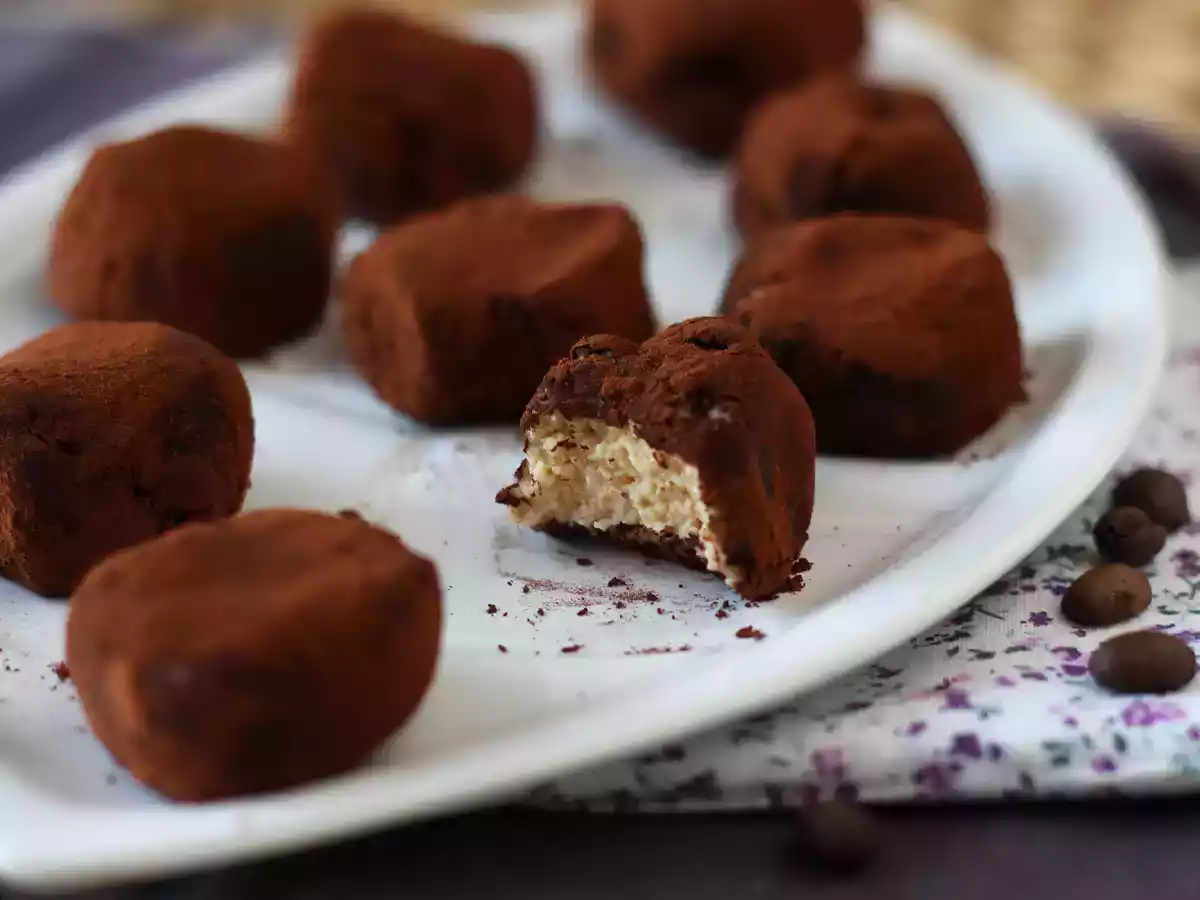 Tiramisu-tyyliset rochers, täydellinen italialainen jälkiruoka miniannoksina kahvin kanssa! - kuva 4