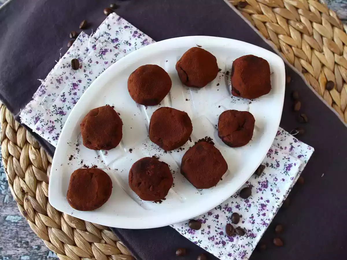 Tiramisu-tyyliset rochers, täydellinen italialainen jälkiruoka miniannoksina kahvin kanssa! - kuva 5