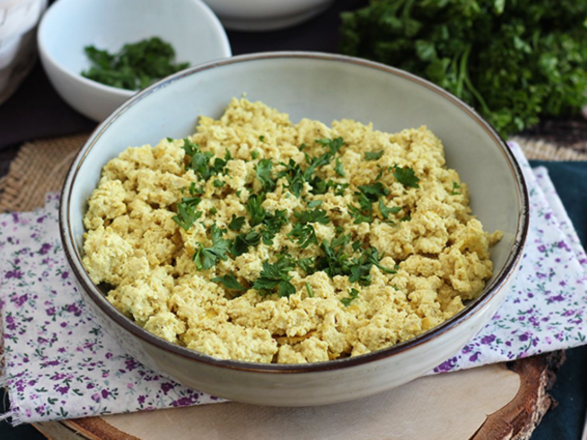 Tofu sekoitus munakokkelin tilalle!