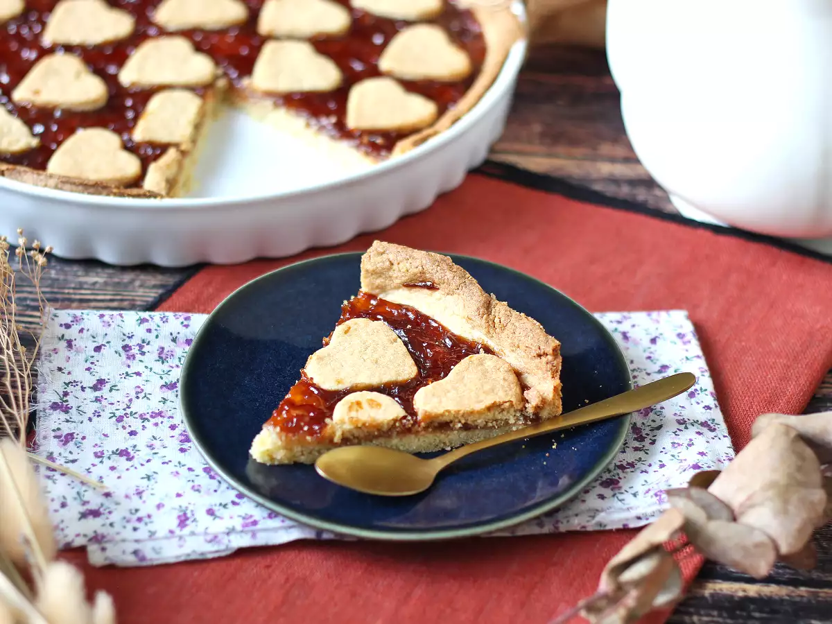 Torttu mansikkahillon kanssa: klassinen murotaikinaresepti (myös sydämet) - kuva 4