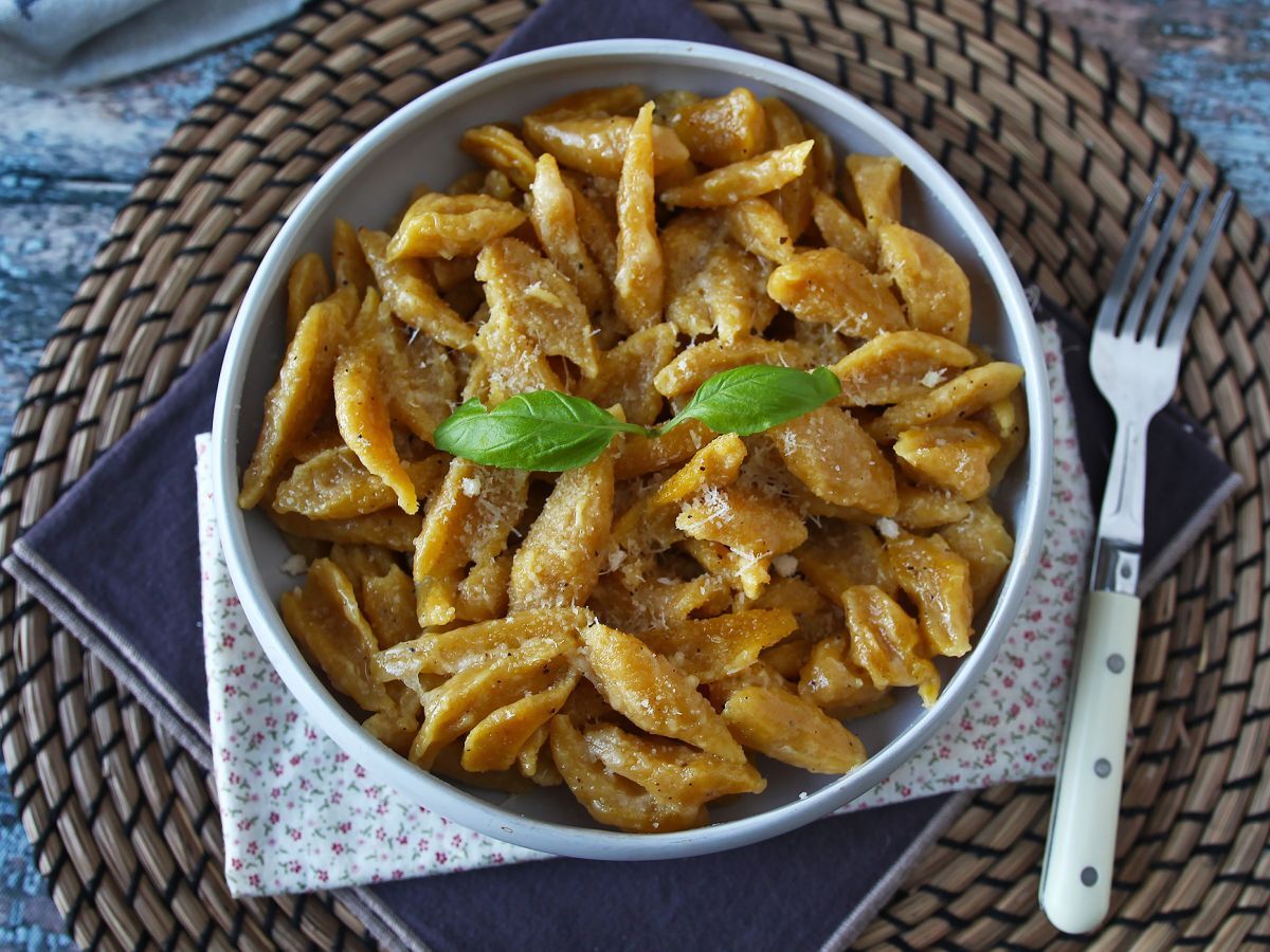 Tuoretta butternut-pastaa vain 2 ainesosasta - kuva 5