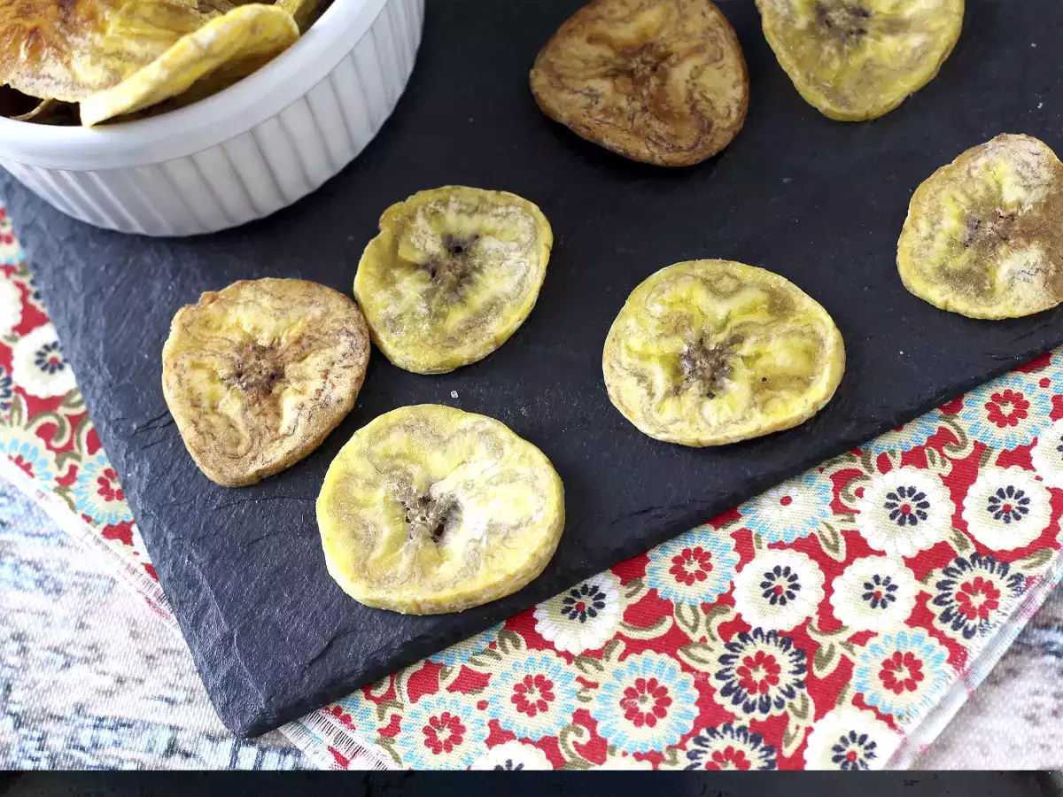 Uunissa paistetut ruokabanaanisipsit - kuva 3