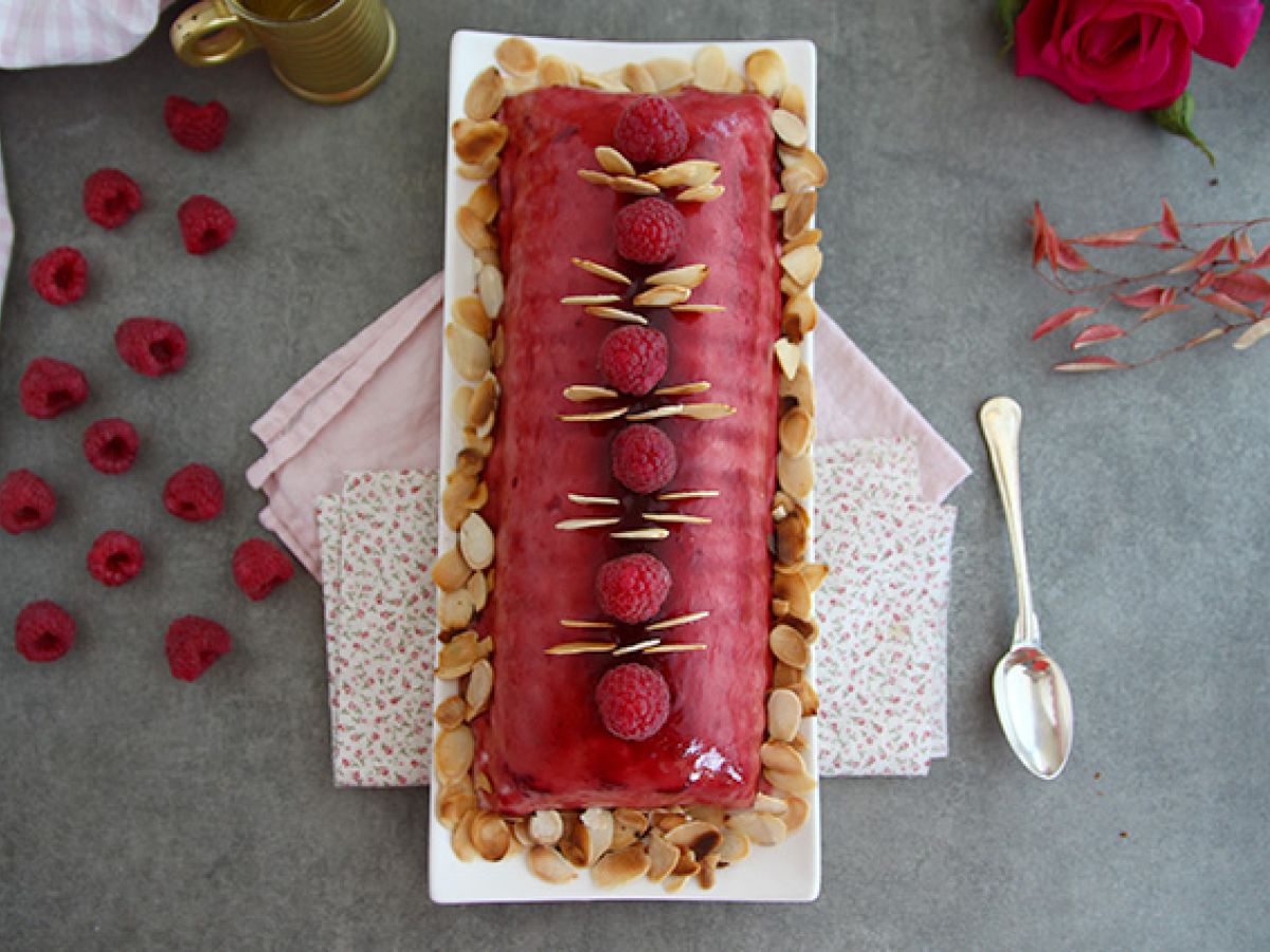 Vadelma tiramisu jouluhalko - kuva 2