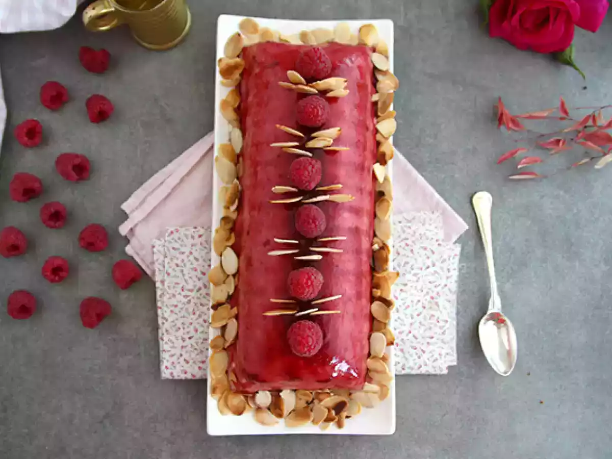 Vadelma tiramisu jouluhalko - kuva 2