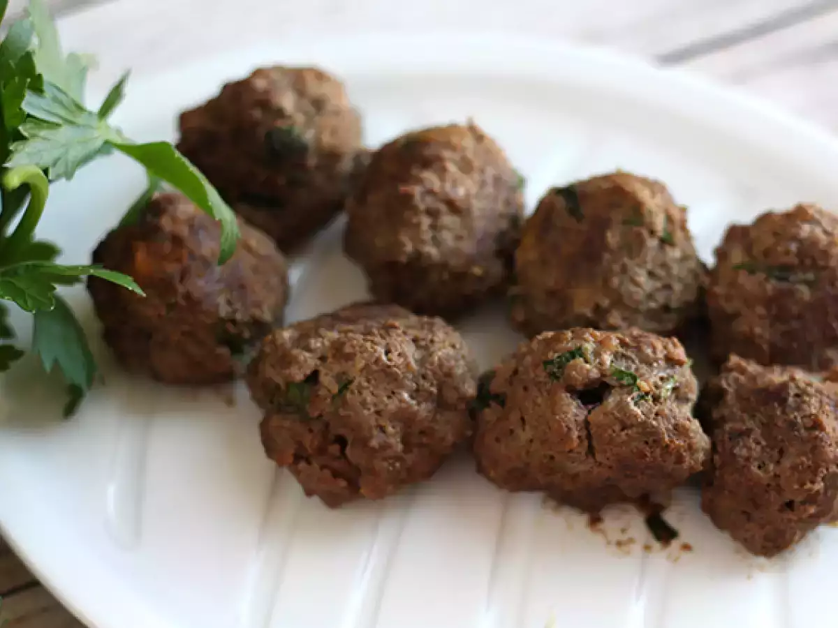 Vasikanliha-parmesaanilihapullat - kuva 3