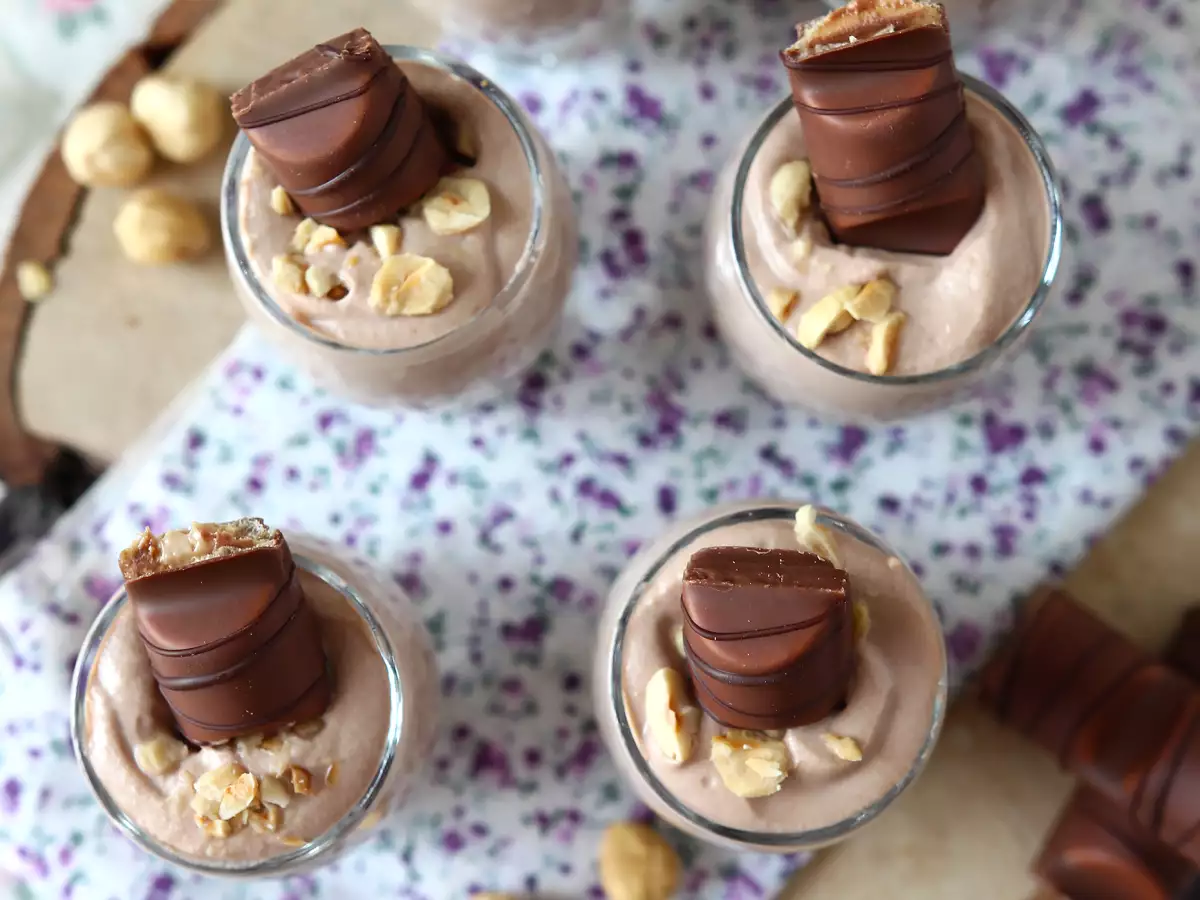 Vastustamattoman herkulliset Kinder Bueno -jälkiruokalasit ilman uunia - kuva 2