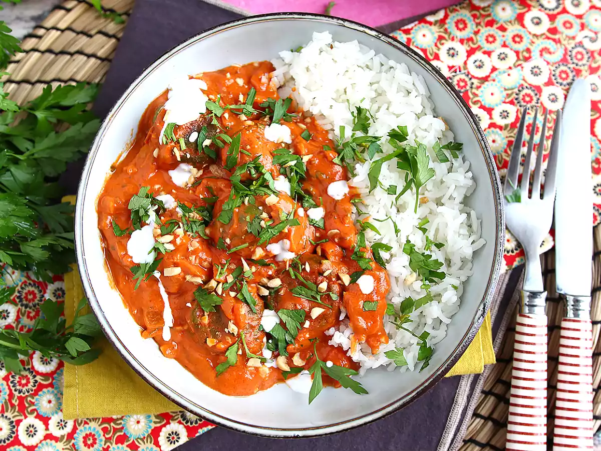 Vegaaninen Malai Kofta: kikherne-lihapullia tomaattikastikkeessa - kuva 5