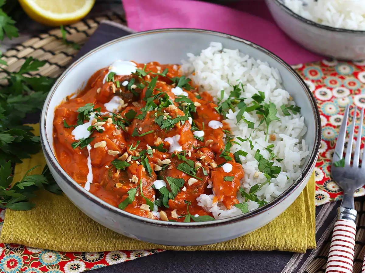 Vegaaninen malai kofta – kikhernepyörykät tomaattikastikkeessa - kuva 3