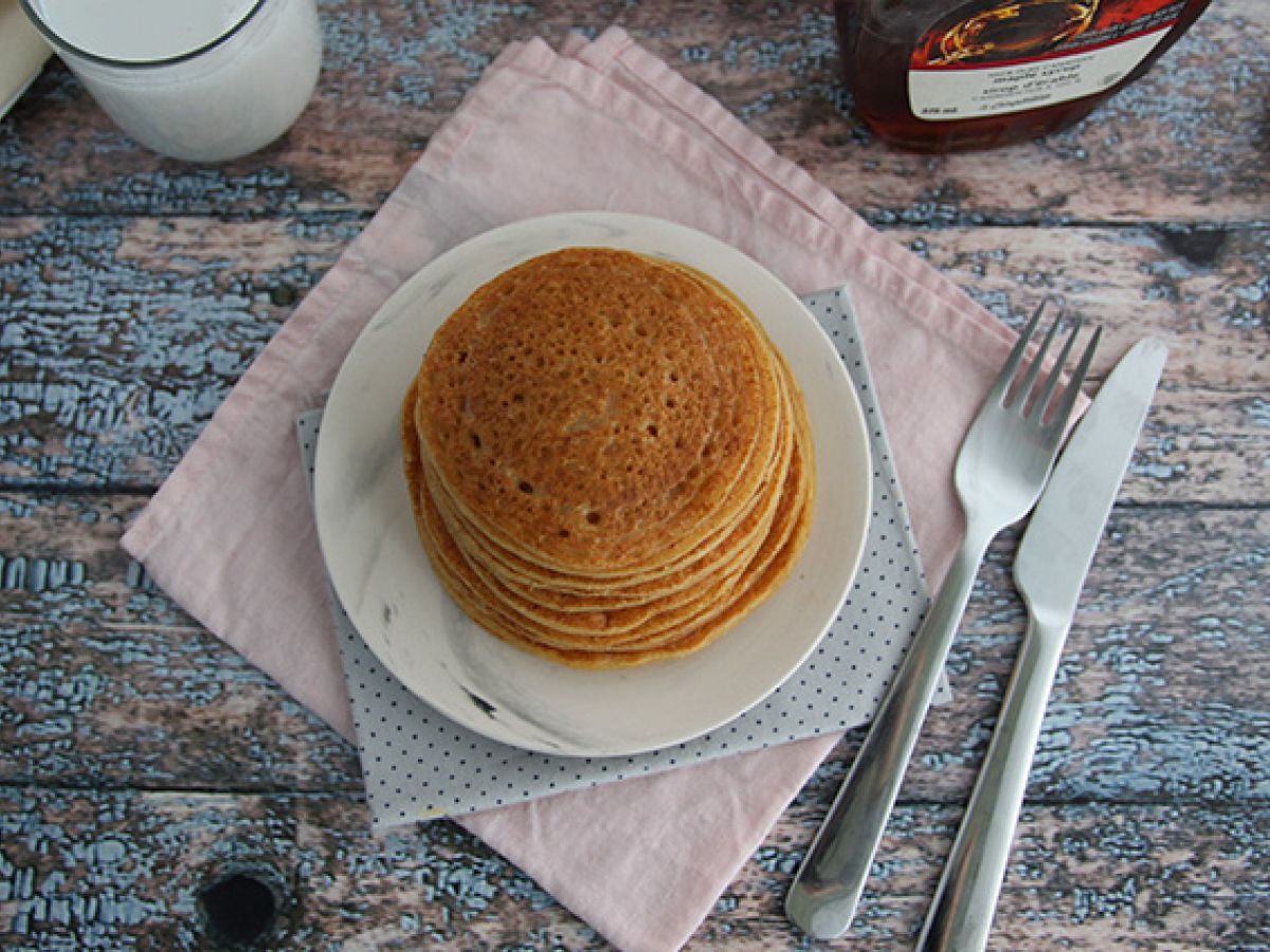 Vegaanisia ja gluteenittomia pannukakkuja - kuva 2