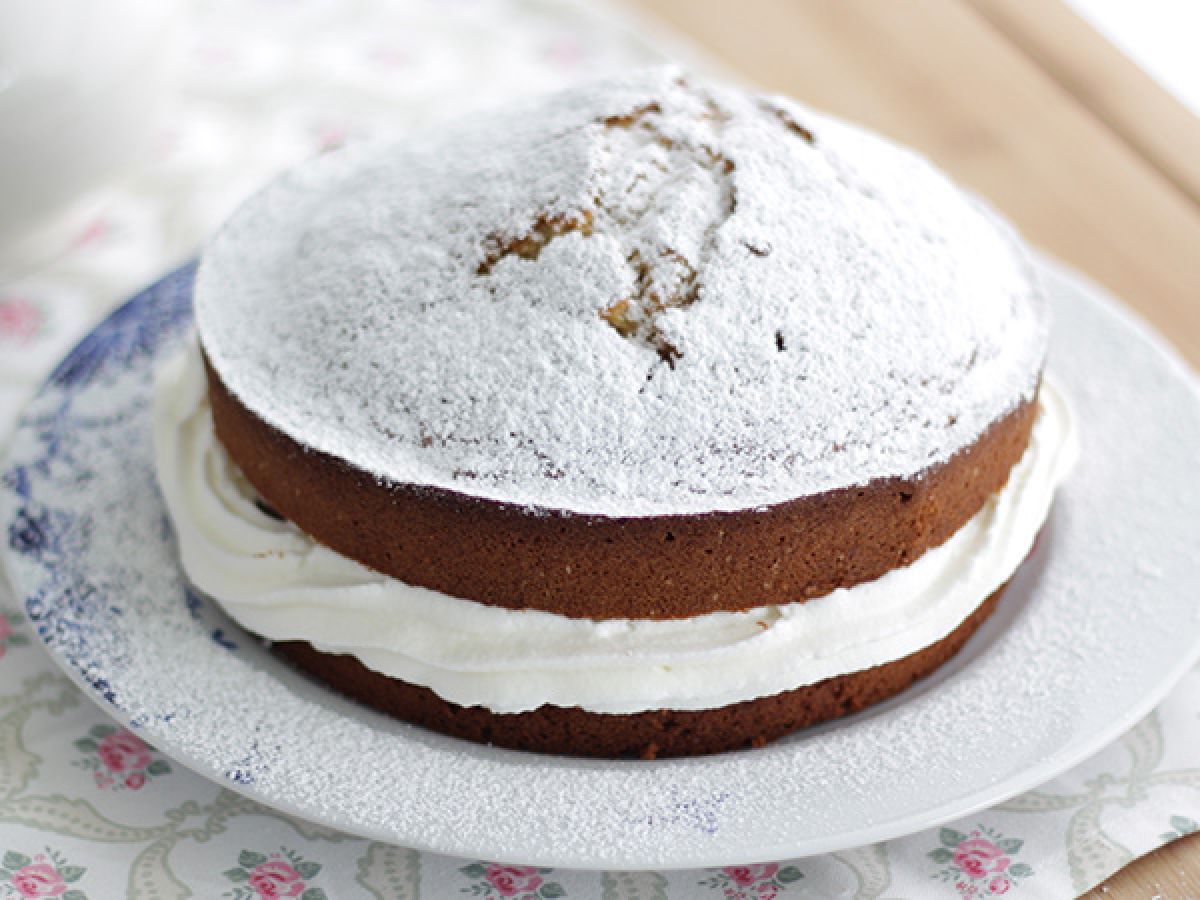 Victoria Sponge -kakku ultra kostea - kuva 2