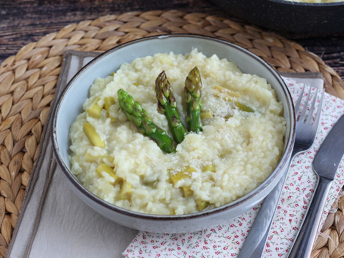 Vihreän parsan ja parmesaanin risotto - kuva 3