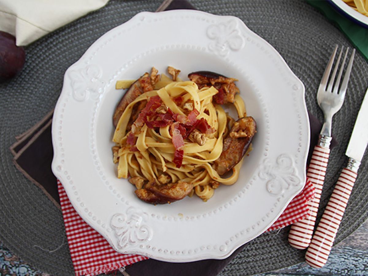 Viikunoiden ja pancettan tagliatelle - kuva 5