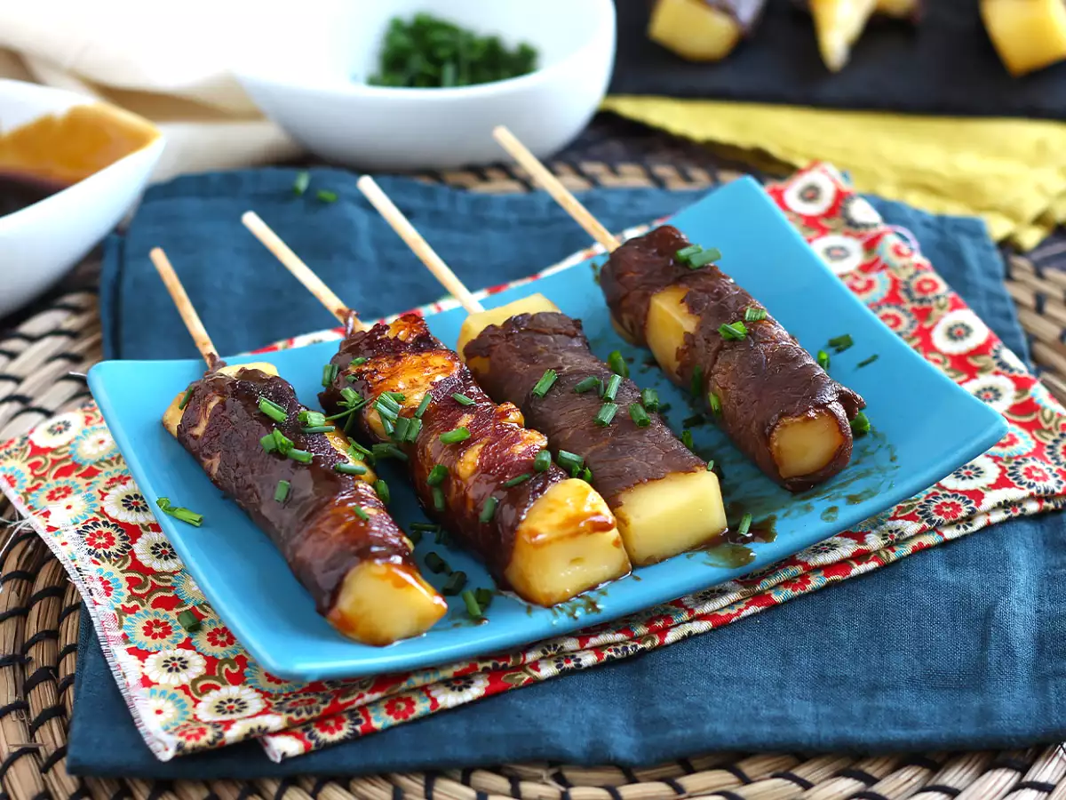 Yakitori-naudanlihavartaat juustolla - kuva 2