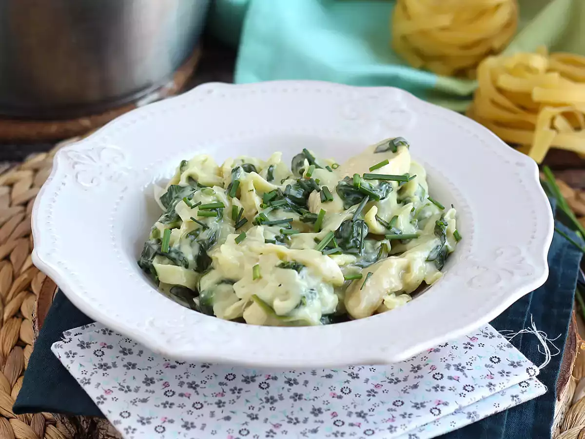 Yhden padan pasta pinaatti, vuohenjuustoa ja kanaa - kuva 2