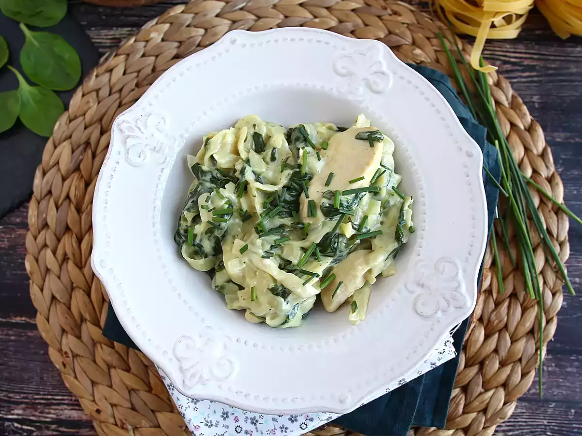 Yhden padan pasta pinaatti, vuohenjuustoa ja kanaa - kuva 3