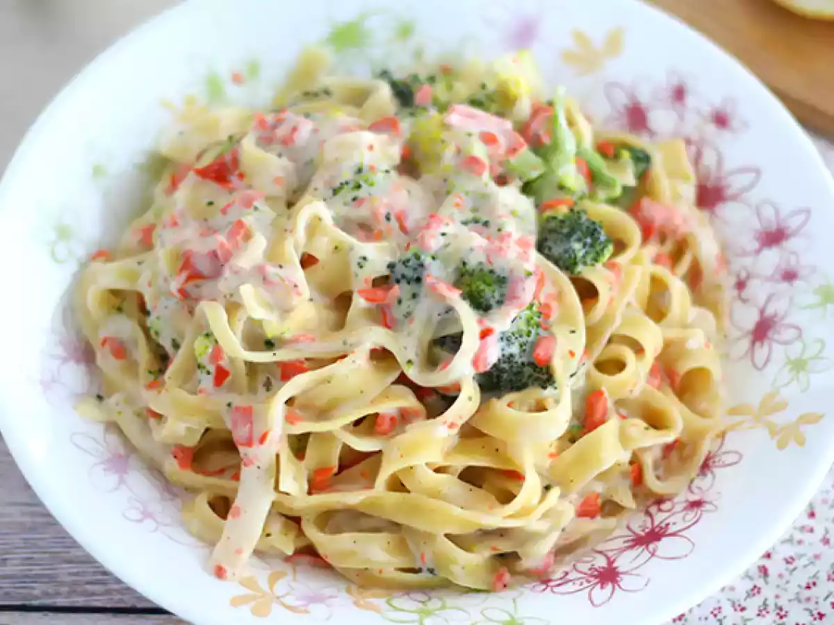 Yhden padan pasta - Tagliatelle lohen ja parsakaalin kanssa - kuva 2